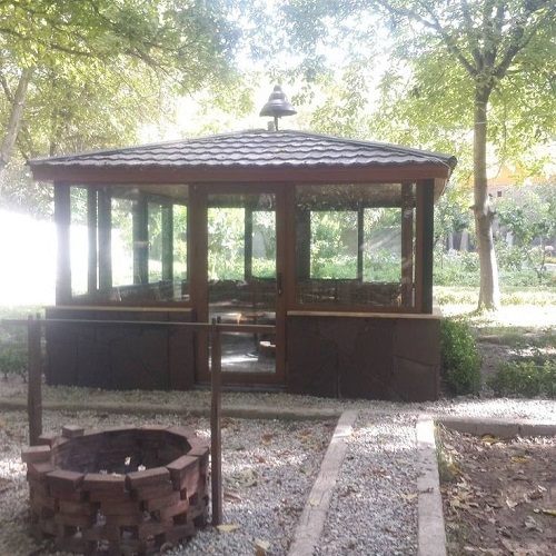 ساخت آلاچیق شیروانی